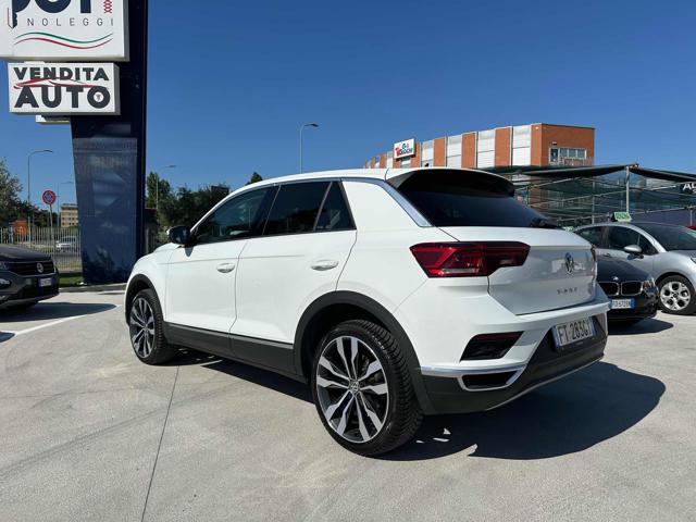 VOLKSWAGEN T-Roc usata, con Autoradio