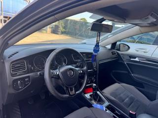 VOLKSWAGEN Golf usata, con Chiusura centralizzata