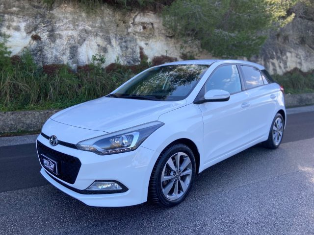 HYUNDAI i20 usata, con Airbag Passeggero