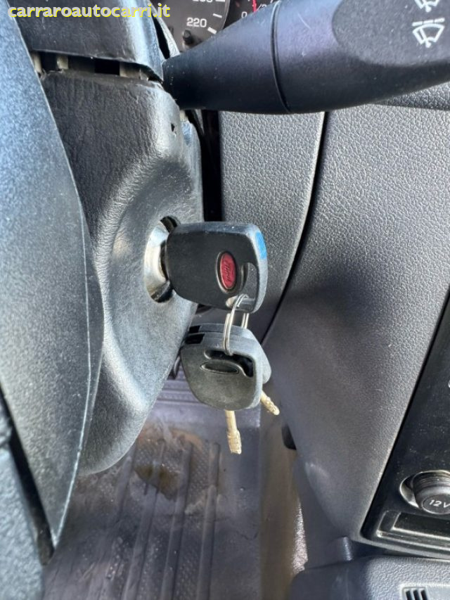 FORD Tourneo Connect usata 16