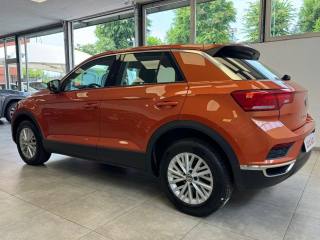 VOLKSWAGEN T-Roc usata, con Autoradio