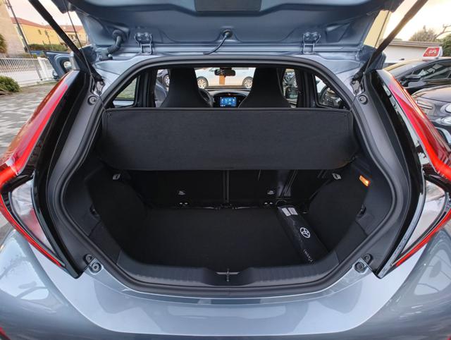 TOYOTA Aygo X usata, con Sedile posteriore sdoppiato