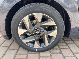 HYUNDAI i10 usata, con Autoradio
