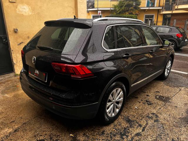 VOLKSWAGEN Tiguan usata, con Autoradio