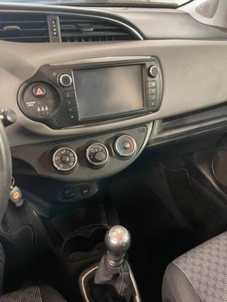TOYOTA Yaris usata, con Vivavoce