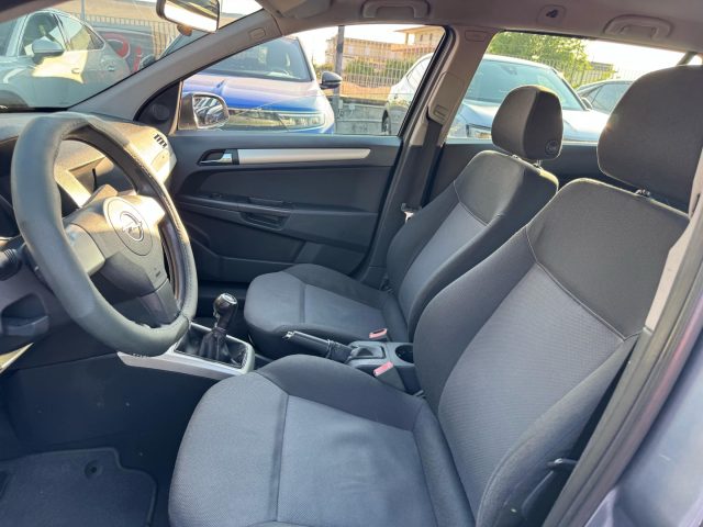 OPEL Astra usata, con Cerchi in lega