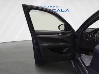 ALFA ROMEO Stelvio usata, con Chiusura centralizzata