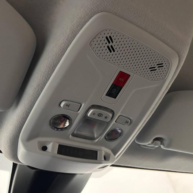 PEUGEOT 208 usata, con Controllo elettronico della corsia