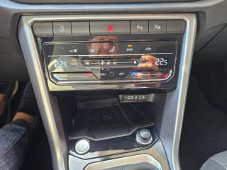 VOLKSWAGEN T-Roc usata 96