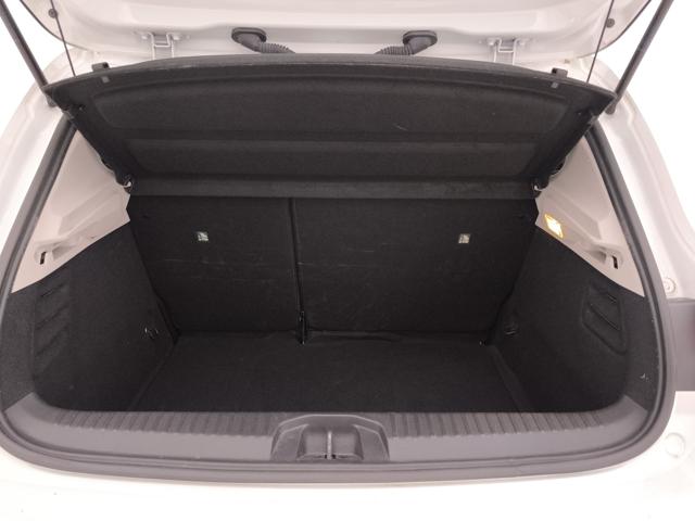 RENAULT Clio usata, con Autoradio digitale