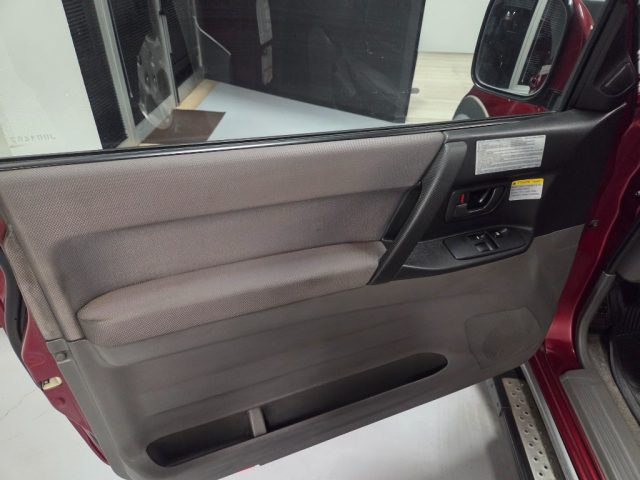 MITSUBISHI Pajero usata, con Volante in pelle