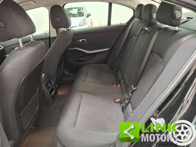 BMW 320 usata, con Boardcomputer