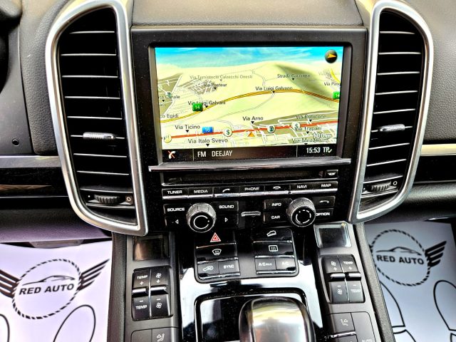 PORSCHE Cayenne usata, con Park Distance Control