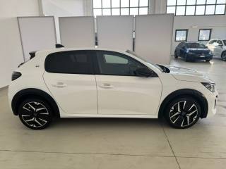 PEUGEOT 208 usata, con Cerchi in lega