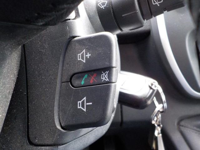 RENAULT Kangoo usata, con Bluetooth