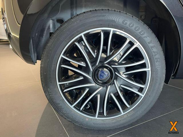 LANCIA Ypsilon usata, con Fendinebbia