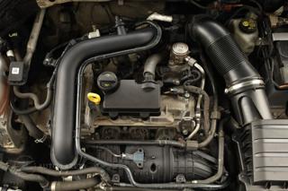 VOLKSWAGEN Golf usata, con Marmitta catalitica