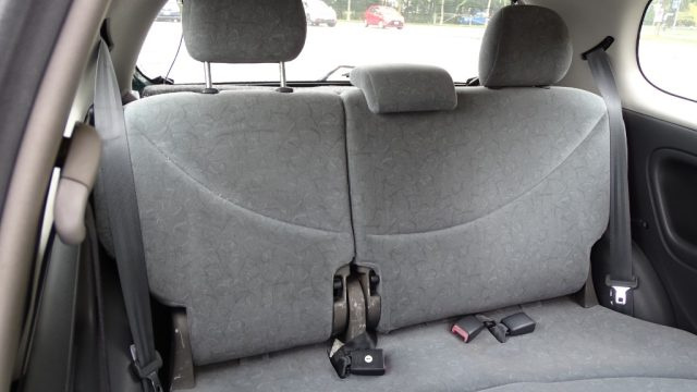TOYOTA Yaris usata 60