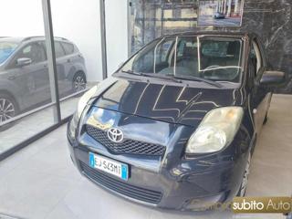 TOYOTA Yaris usata, con Airbag