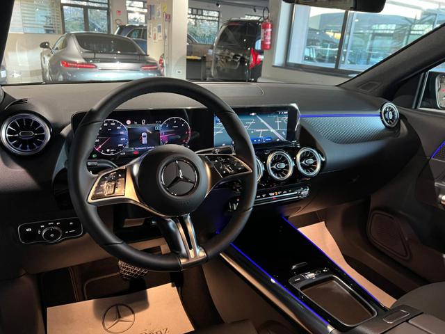 MERCEDES-BENZ GLA 180 usata, con Boardcomputer