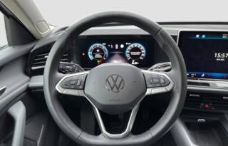 VOLKSWAGEN Passat usata, con Controllo automatico clima