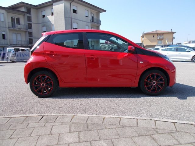 TOYOTA Aygo usata, con Boardcomputer
