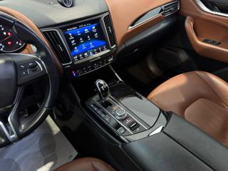 MASERATI Levante usata, con Controllo automatico clima