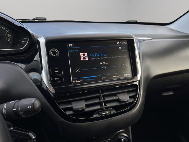 PEUGEOT 208 usata, con Bluetooth