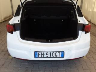 OPEL Astra usata, con Regolazione elettrica sedili