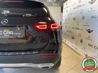 MERCEDES-BENZ GLA 200 usata, con Autoradio digitale