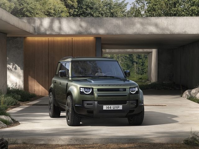 LAND ROVER Defender usata, con ABS