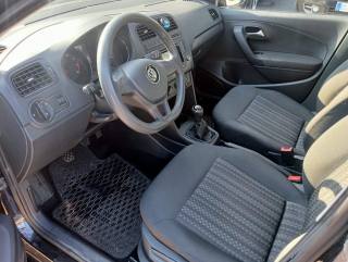 VOLKSWAGEN Polo usata, con Autoradio