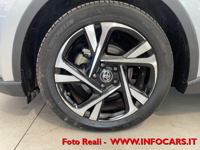 TOYOTA C-HR usata, con Vetri oscurati