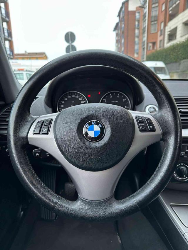 BMW 116 usata, con Park Distance Control