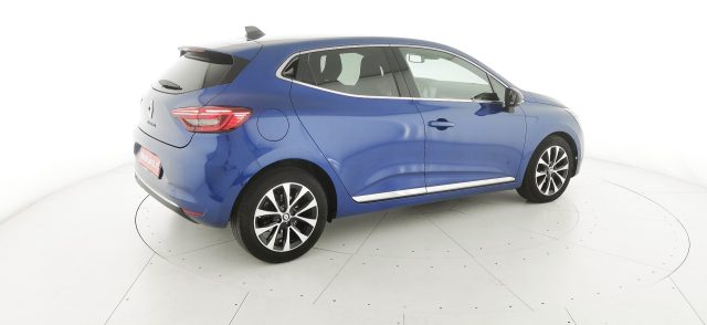 RENAULT Clio usata, con Touch screen
