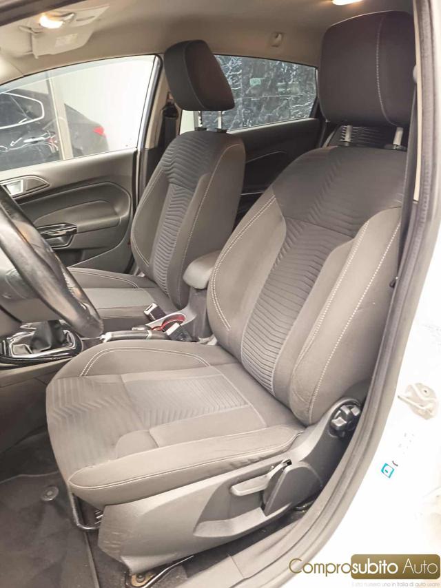FORD Fiesta usata 26