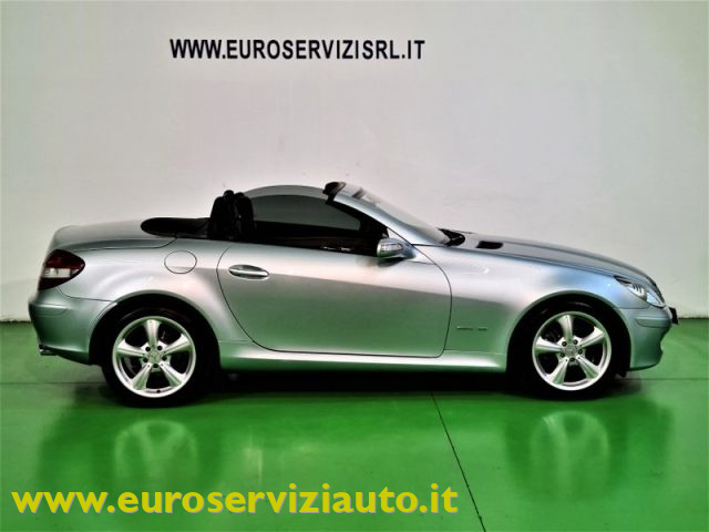MERCEDES-BENZ SLK 200 usata, con Airbag