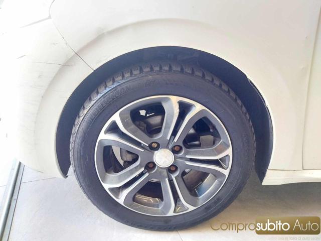 PEUGEOT 208 usata 17