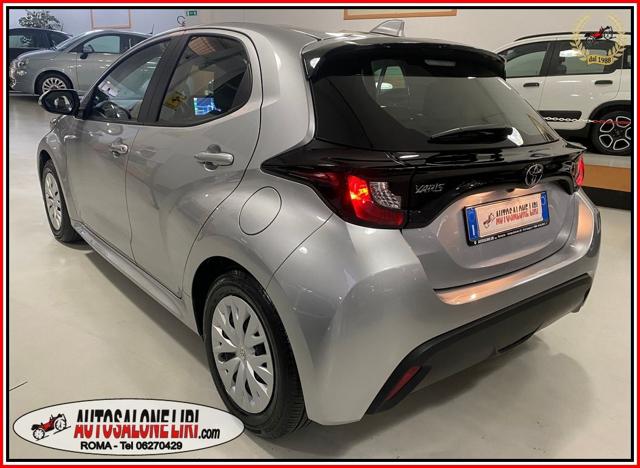 TOYOTA Yaris usata, con Autoradio