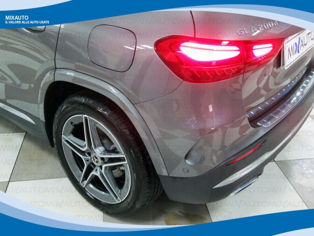 MERCEDES-BENZ GLA 200 usata, con Interni in pelle