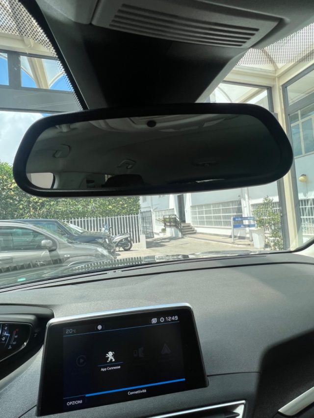 PEUGEOT 3008 usata, con Luci diurne LED