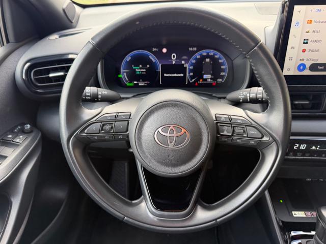 TOYOTA Yaris usata, con Interni in pelle
