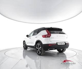 VOLVO XC40 usata 3