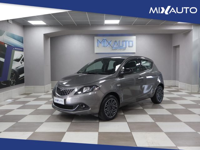 LANCIA Ypsilon usata, con ABS
