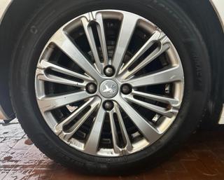 PEUGEOT 208 usata, con Airbag Passeggero