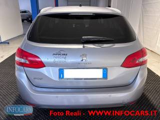 PEUGEOT 308 usata, con USB