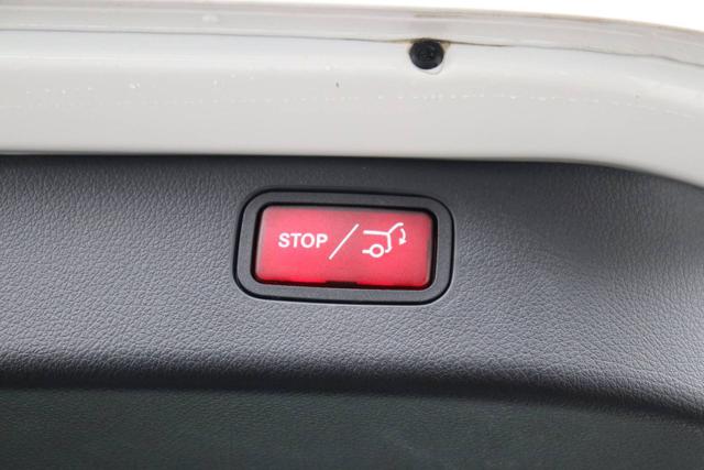 MERCEDES-BENZ C 200 usata, con Sedile posteriore sdoppiato