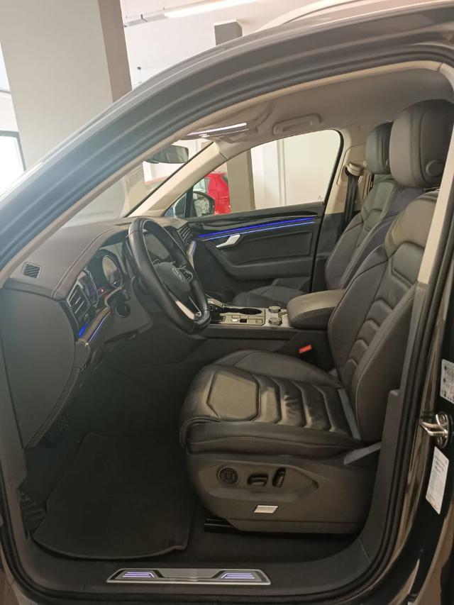 VOLKSWAGEN Touareg usata, con ESP
