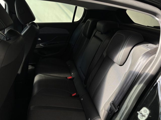 PEUGEOT 308 usata, con Vetri oscurati
