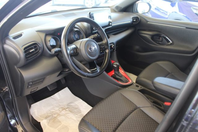 TOYOTA Yaris usata, con Interni in pelle